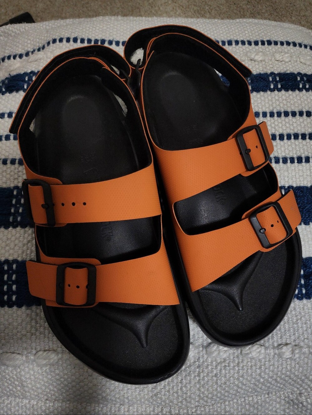 NEW! UNISEX Birkenstock EU SZ 44 Orange Sandals